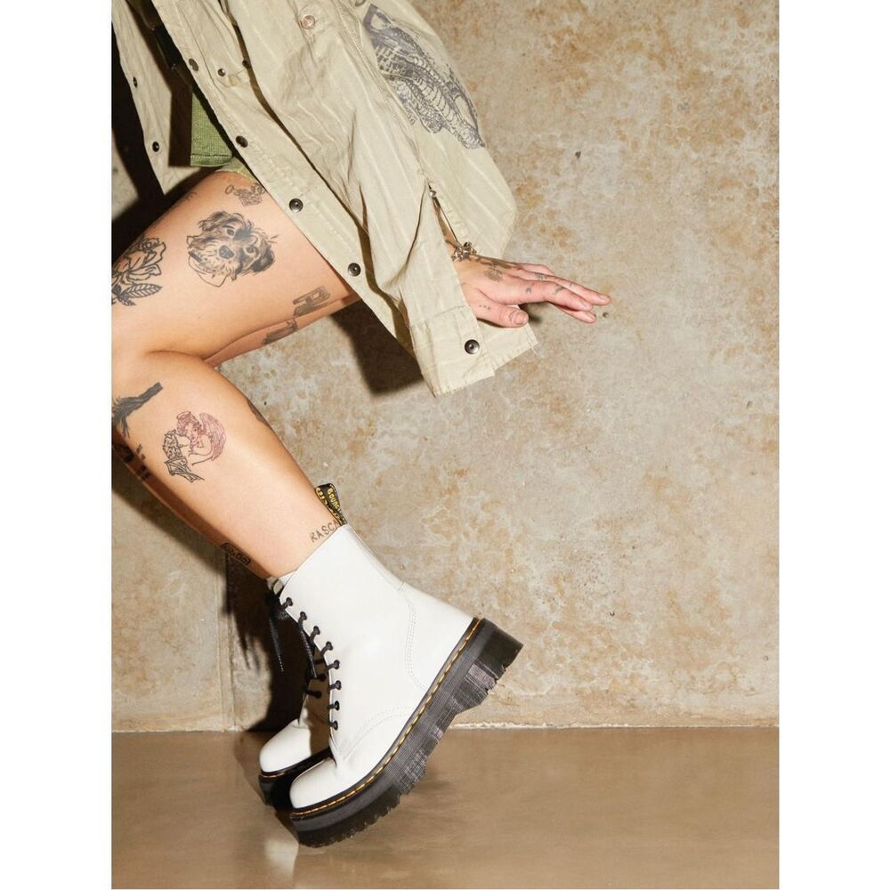 Dr. MartensβJadon Platform Boots Smooth Leather White